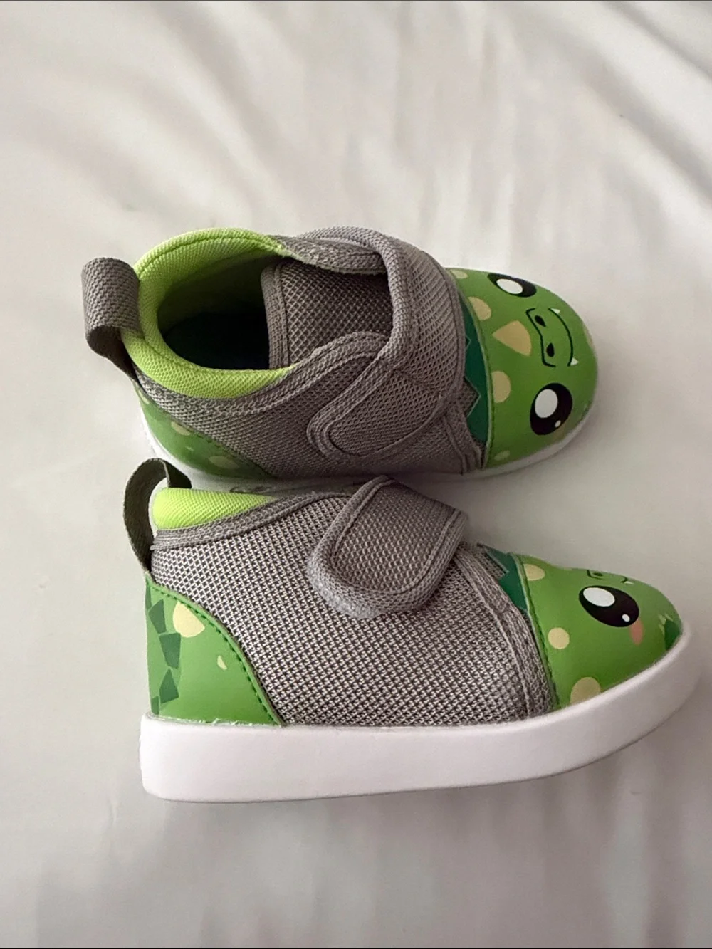 ikiki Squeaky Toddler Shoes